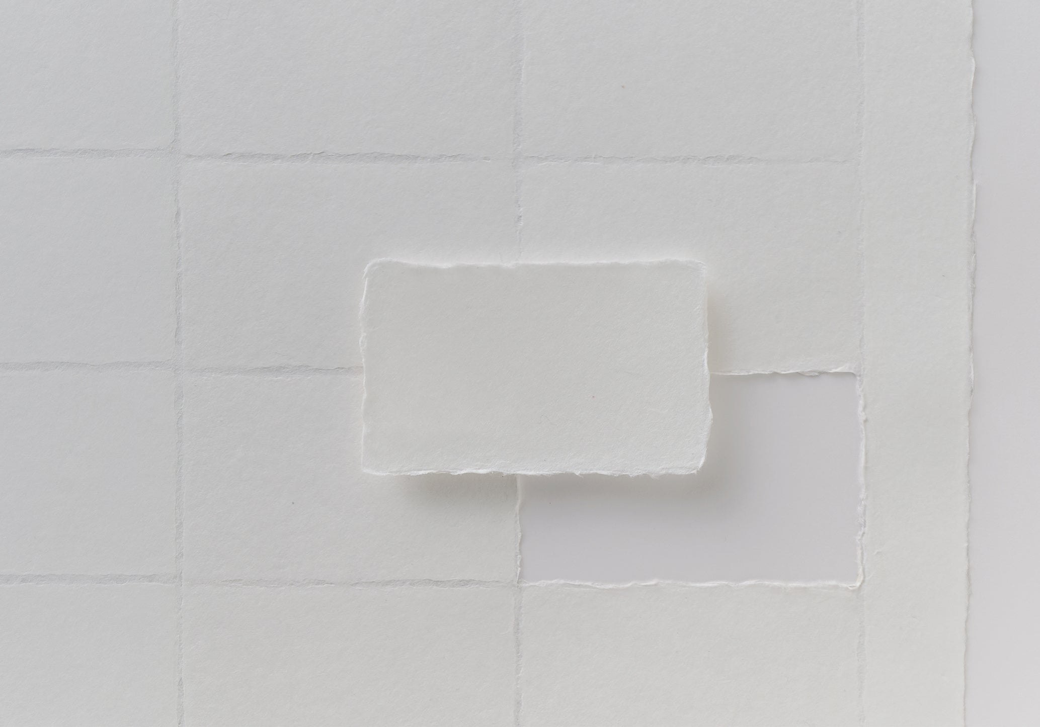 紙の質感を紹介する画像。